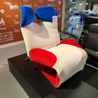 Cassina Wink