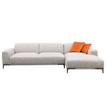 Movani Estfan
