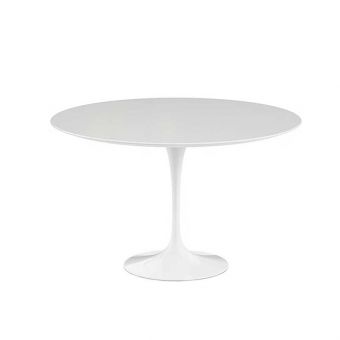 Knoll International Saarinen
